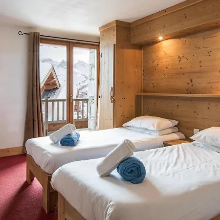 L'aigle Hotel 2*